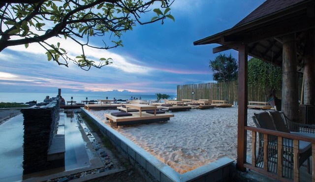 The Myth Villa by SriLanta with breakfast