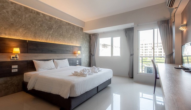 The Proud Exclusive Hotel in Nakhon Pathom