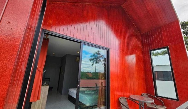 The Raft Land Resort in Hin Dat