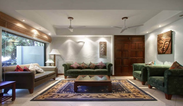 Townhouse literally ON NAI HARN beach. 400m from beach. THE PERFECT LOCATION