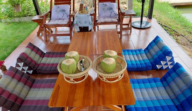 Tung Na Pa Suan Farmstay in Doem Bang Nang Buat