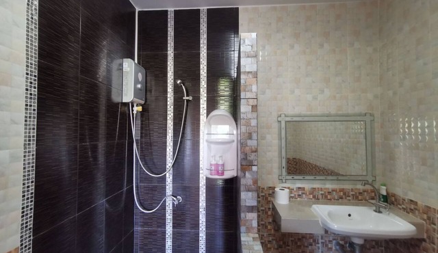 Two Fifty Nine Resort in Si Racha