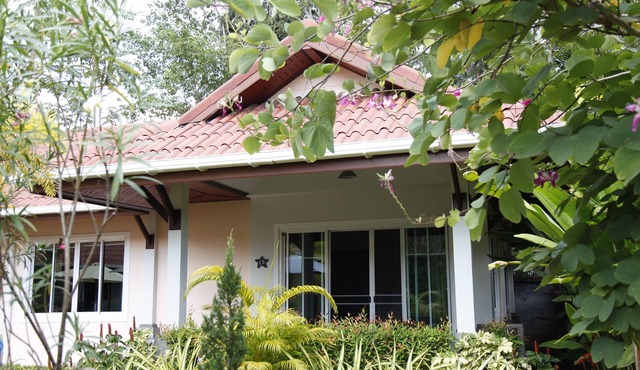 Villa Chao Koh L3. Surrounded by greenery and tropical gardens, near the sea. in Krabi