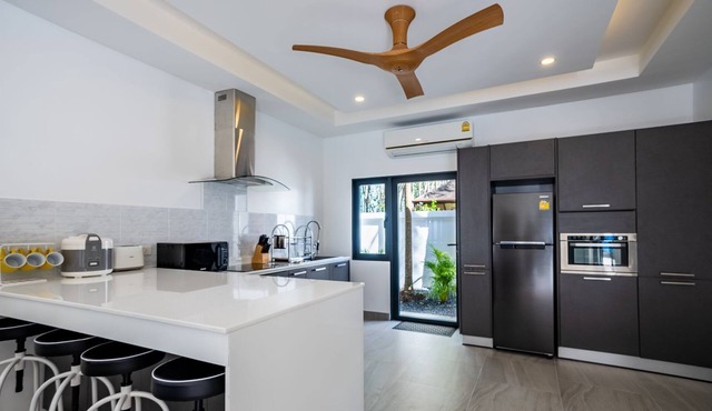 Villa Lysa - Charming 3 bedroom villa with WiFi & fitness in lovely Tambon Rawai in Tambon Rawai