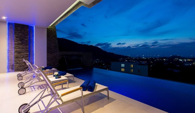 Villa Momo Seaview with Pool