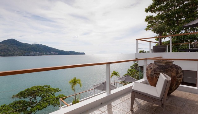 Villa Nevaeh front Ocean