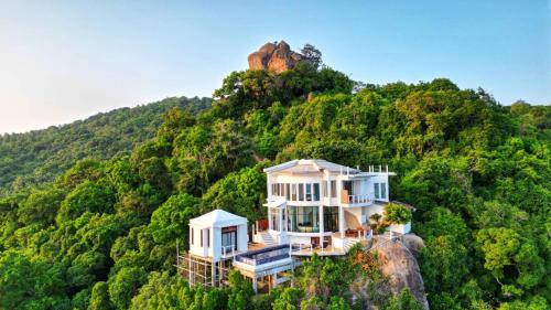 Villa on the Rocks in Ko Tao