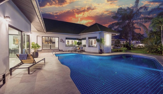 Villa Waree minutes to the City, Beach and Walkingstreet in Muang Pattaya