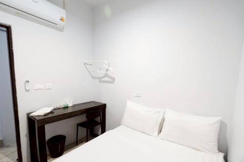 XXEve Room Khaosan Domon