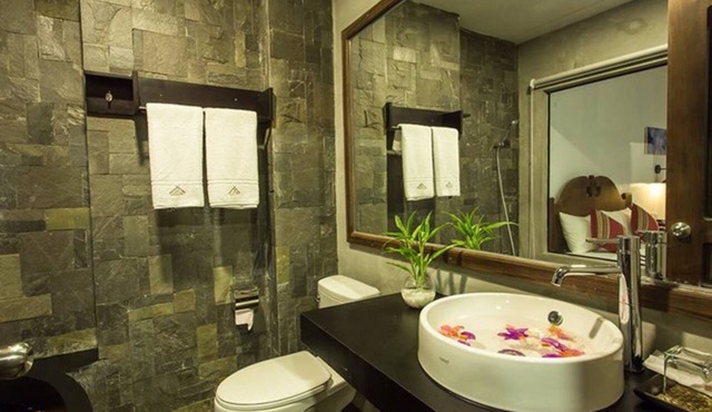 Yeak Loam Hotel in Ban Lung