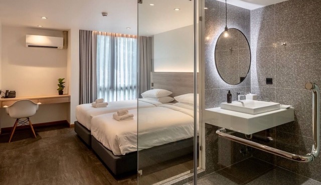 ZEN MASTER HOTEL