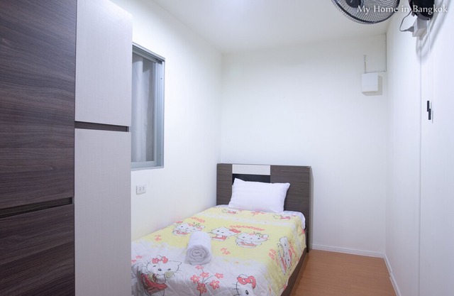 Family Apartment "My Home In Bangkok" C3/223 swimming pool, gym, courts, etc in Prachathipat