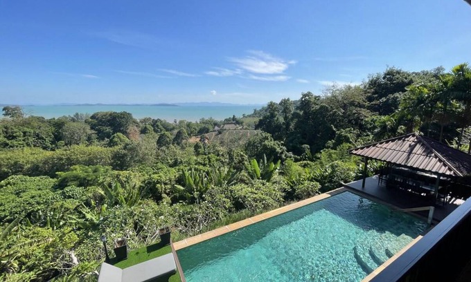 Pa Klok Villa | 1100 m² Villa ∙ 4 bedrooms ∙ 10 guests