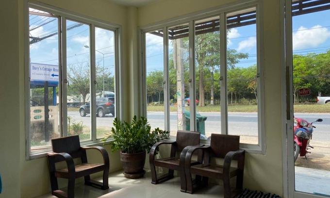 Thep Kasattri Hotel | 32 m² Hotel ∙ 3 guests