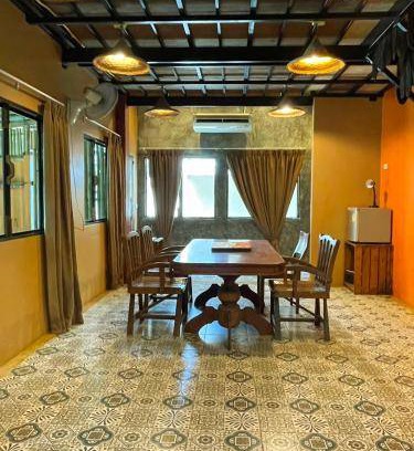Si Sunthon Bed & Breakfast | 80 m² Bed and breakfast ∙ 4 guests