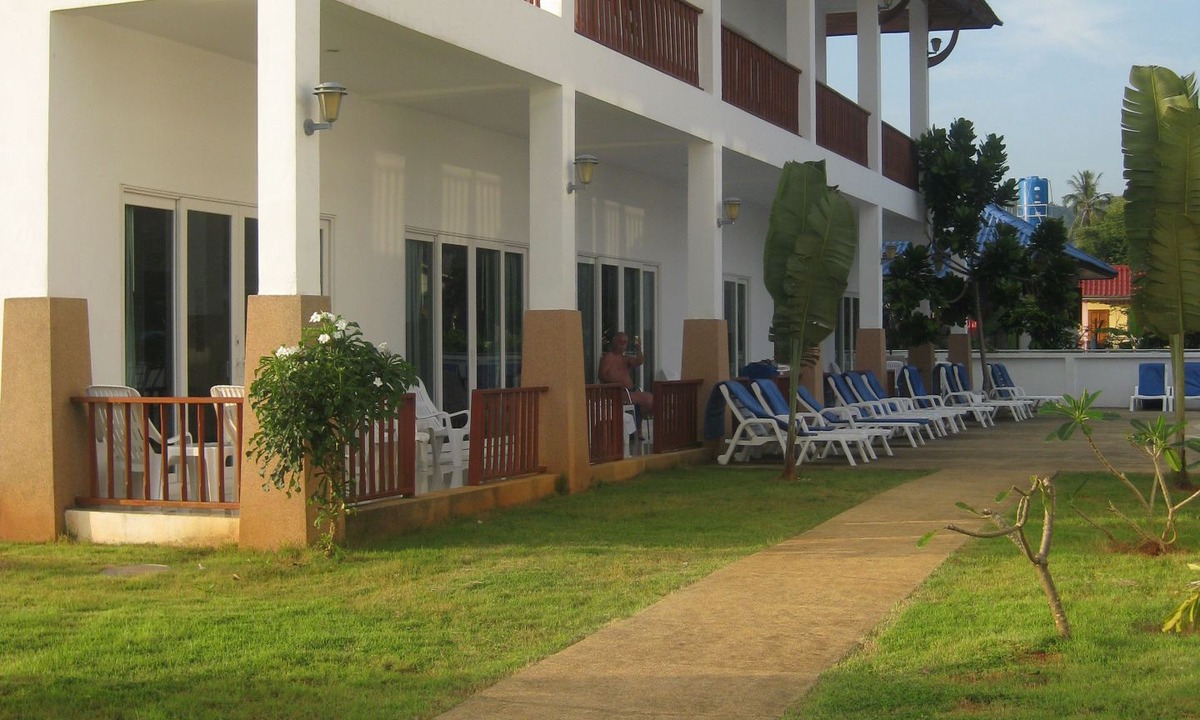 Ban Khlong Haeng Hotel | Nadivana Serviced Apartments
