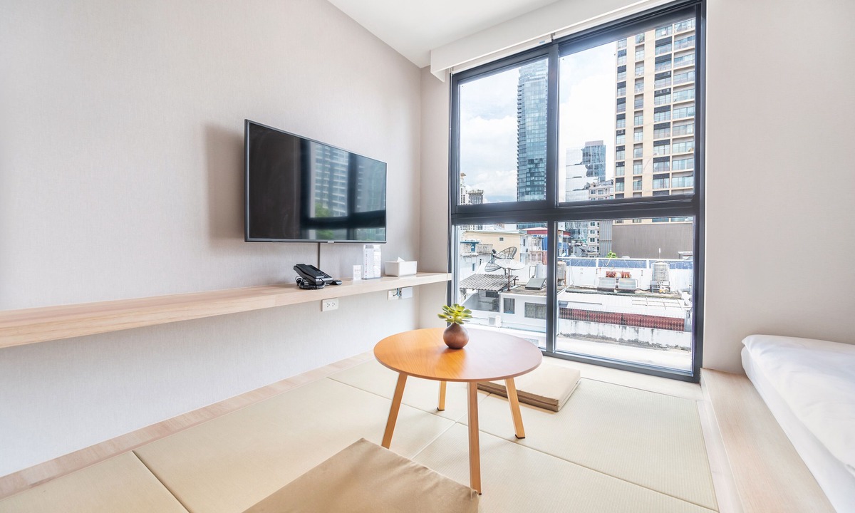 Khlong Tan Hotel | LiveZen Bangkok