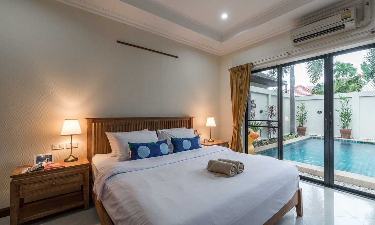 Pratumnak Hill Villa | AnB poolvilla 2BR with private beach