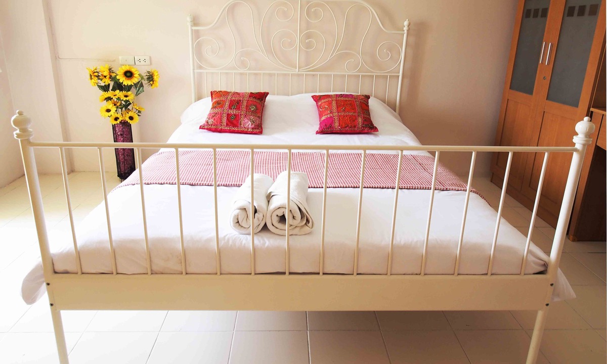 Anusawari Hostel | Thanapa Mansion - Hostel