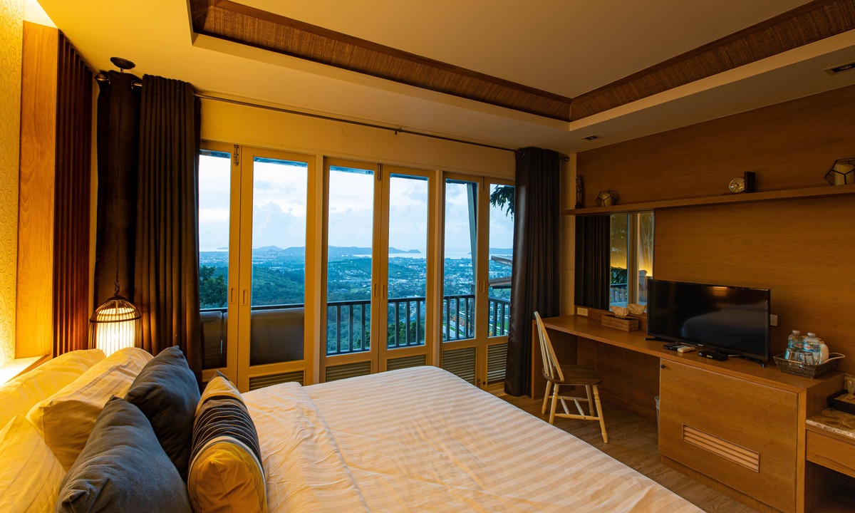Chalong Hotel | Phuket View Coffee and Resort