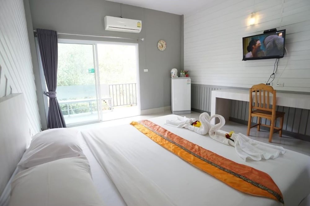 Chanthaburi Hotel | Grand Forest Hotel