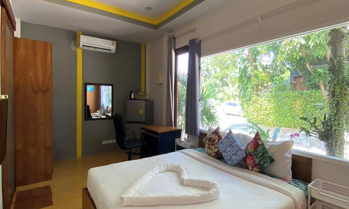 Bang Tao House | Tann Anda Resort