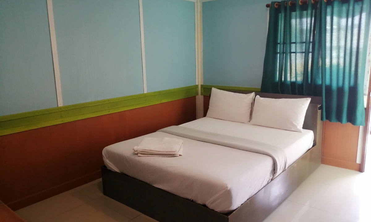 Phayuha Khirim House | Nang Phraya Resort