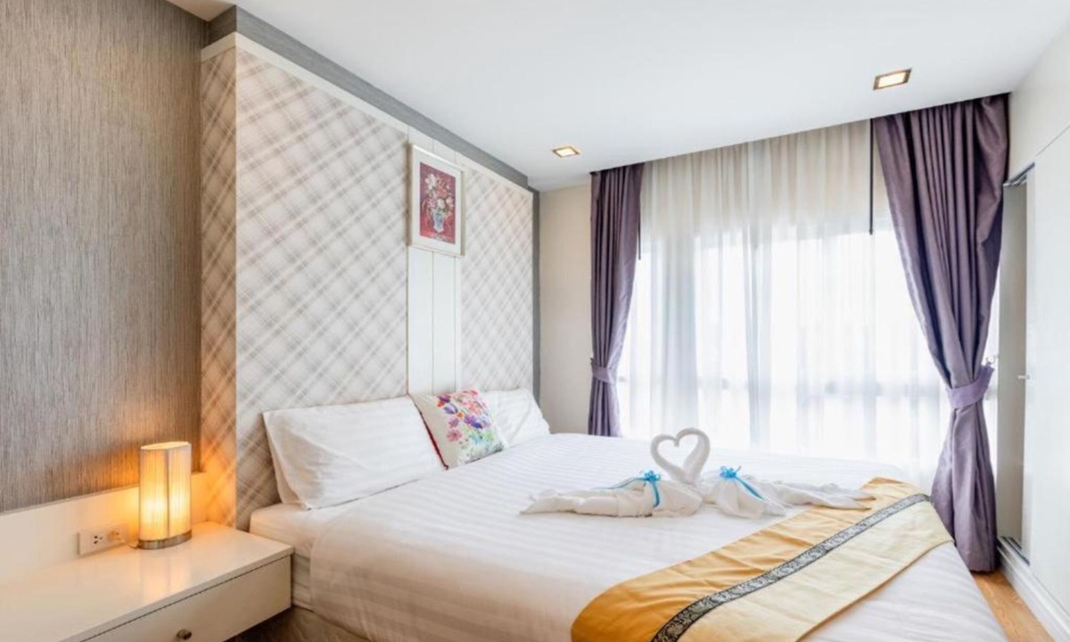Ban Bo Han Hostel | Backpacker Street Airport Place