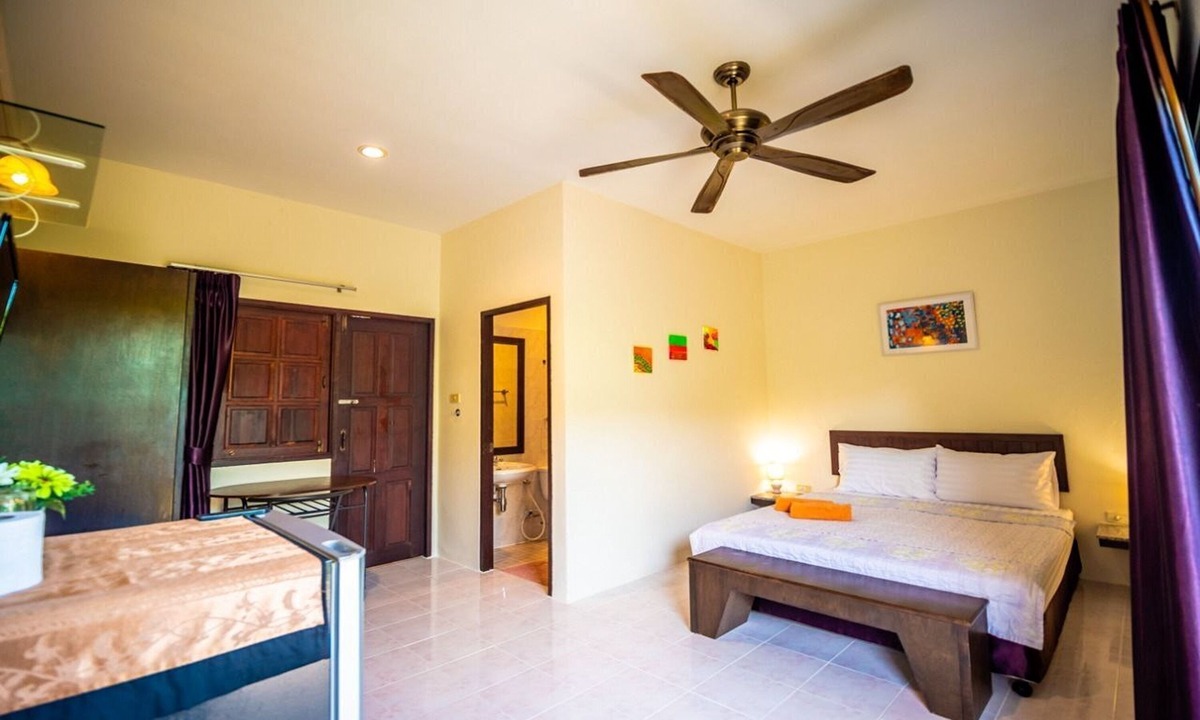 Cherngtalay Hotel | Muchshima House