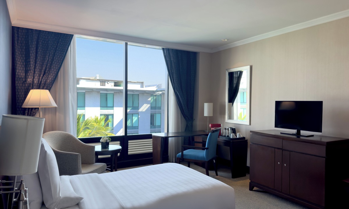 Nong Prue Hotel | Hyatt Regency Bangkok Suvarnabhumi Airport