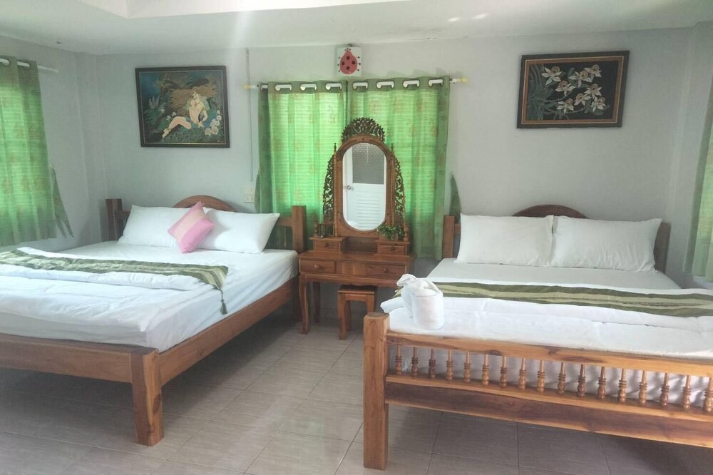 Si Satchanalai Hotel | Downhill Resort