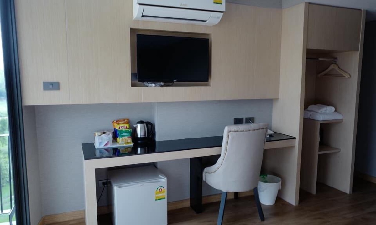 Pak Phraek Hotel | The 28th Hotel