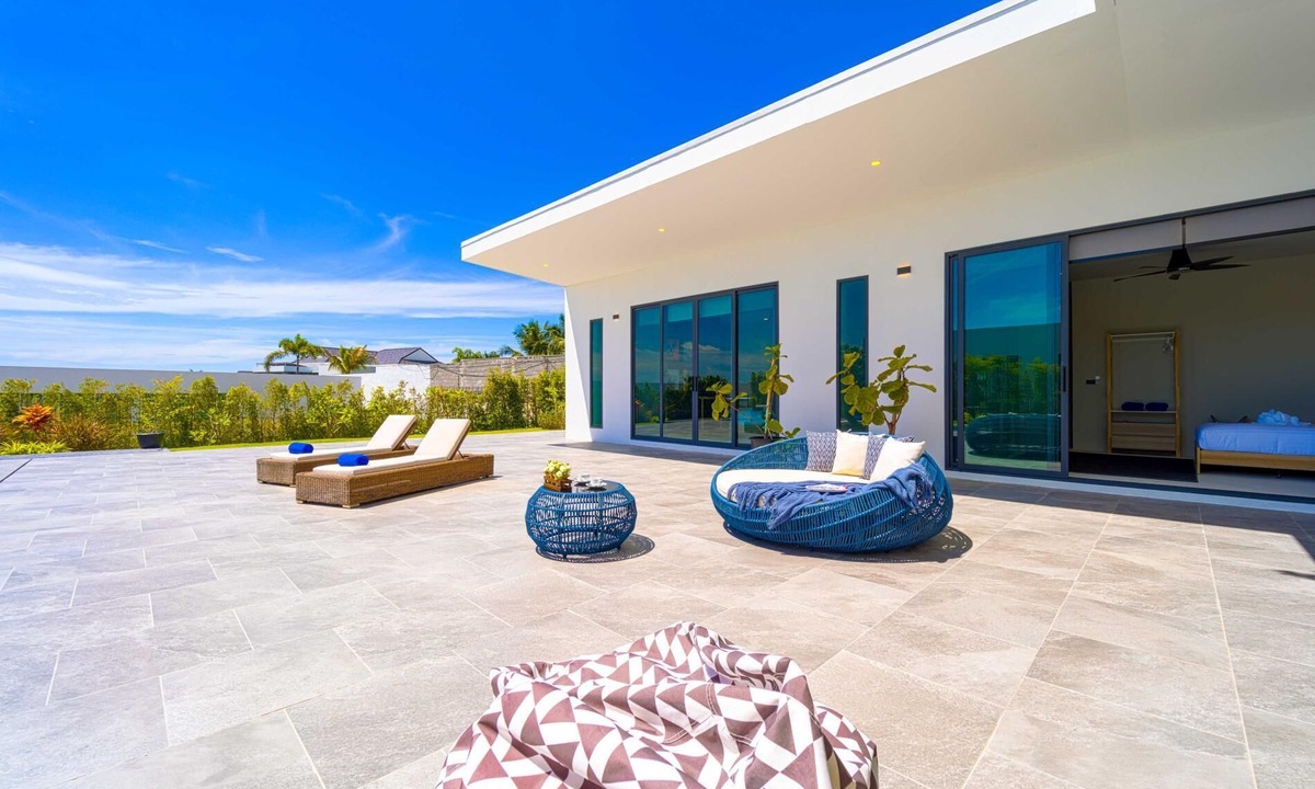 Khao Tao Villa | Luxury Large 3 Bedroom Pool Villa (KH-C5)