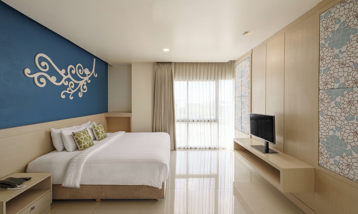 Krathum Baen Hotel | Aspira Petchkasem