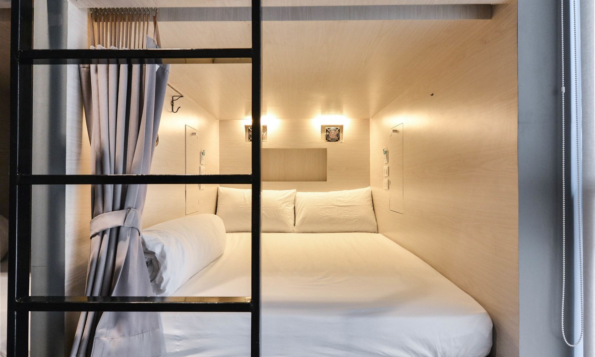 Silom Hostel | The Cube Hostel Silom
