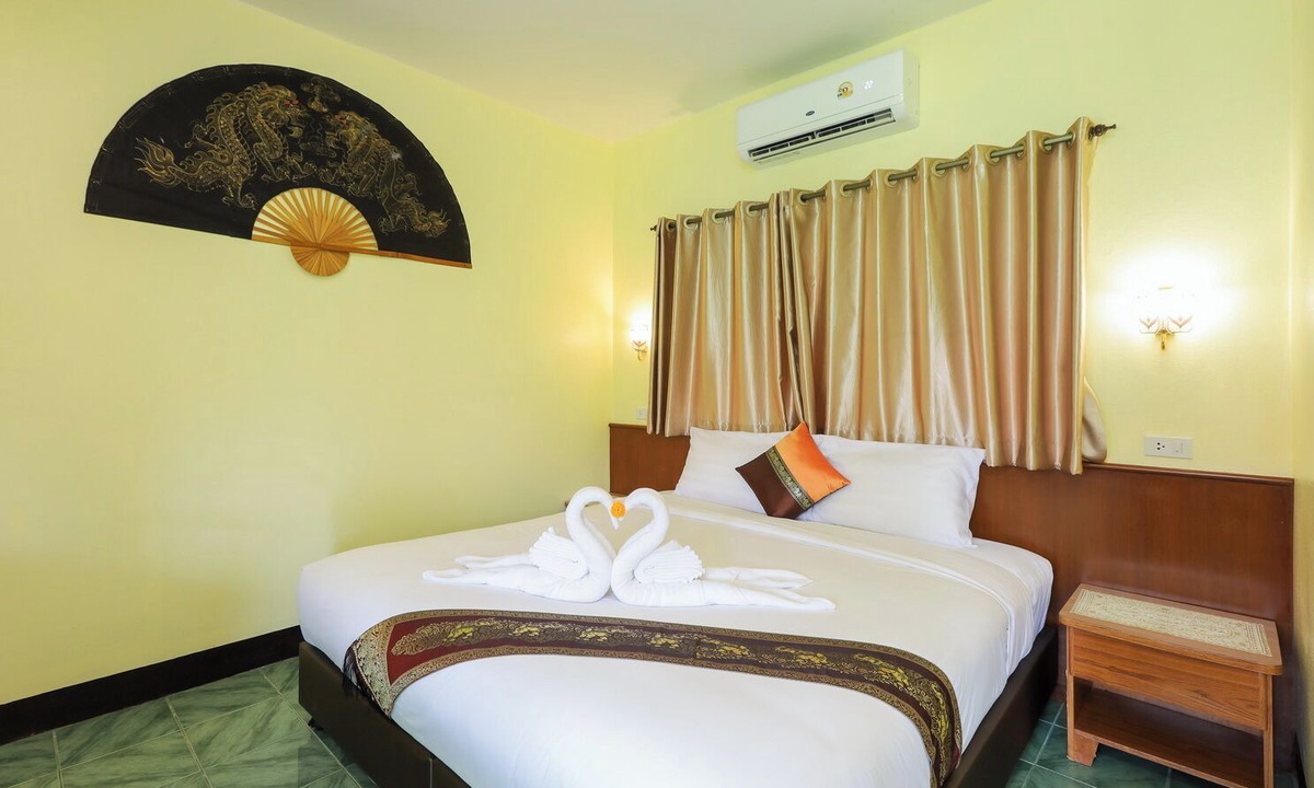 Sa Khu Hotel | The Gold-Digger's Resort