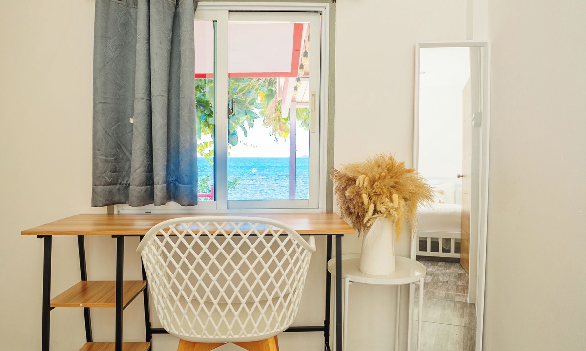 Bang Po Hotel | Oceanfront Villa at Bang Po Beach