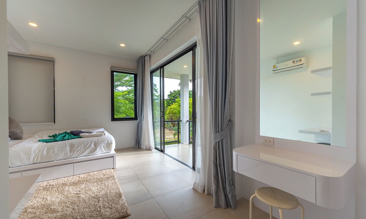 Si Sunthon Villa | One of Phukets Best Villas V212