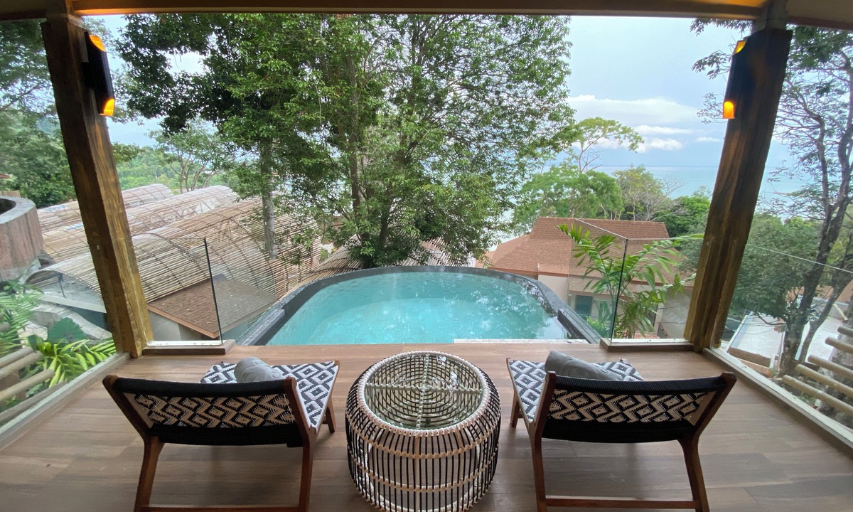 Siray Hotel | Sinae Phuket Luxury Hotel