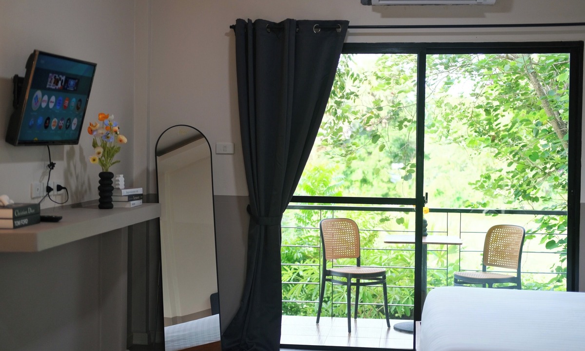 Bang Tao Hotel | Alisse Stay Phuket Layan