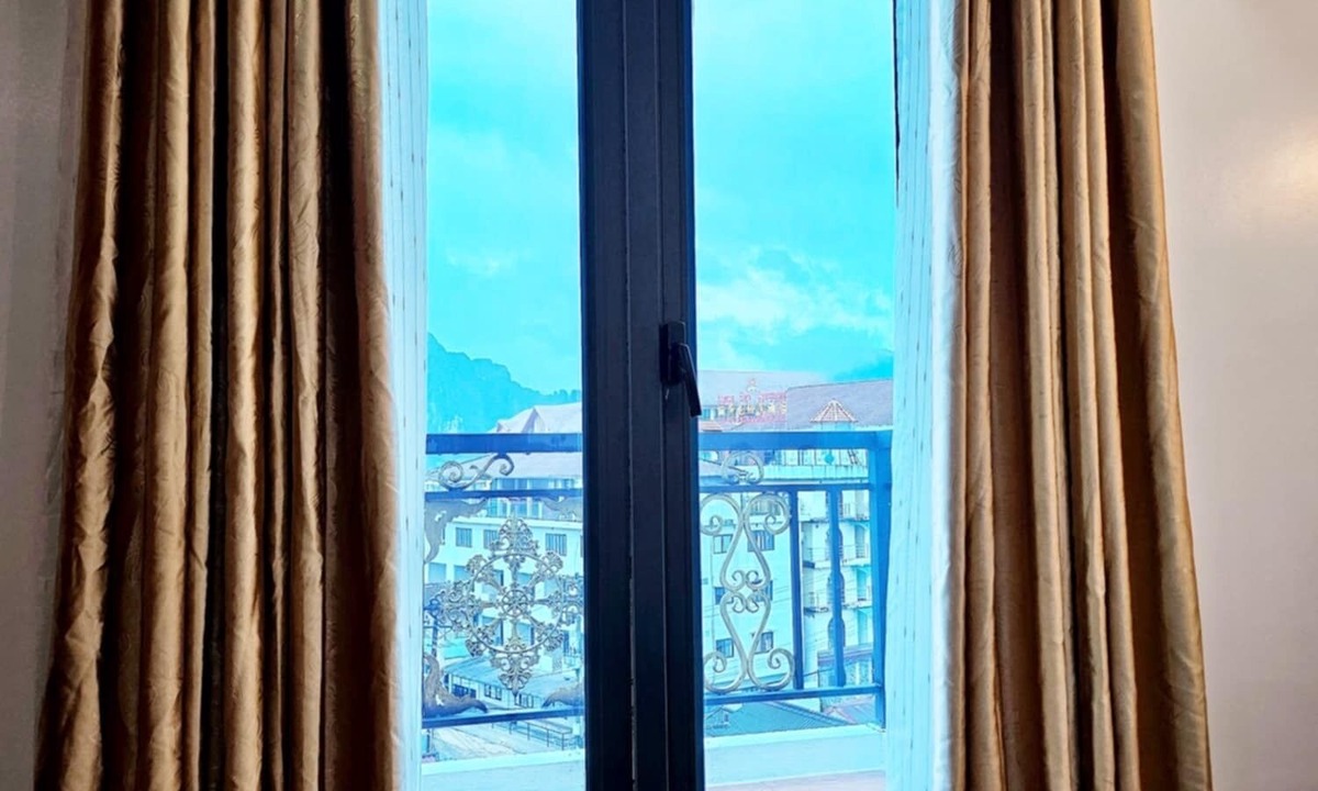 Vang Vieng Hotel | SKY HOTEL