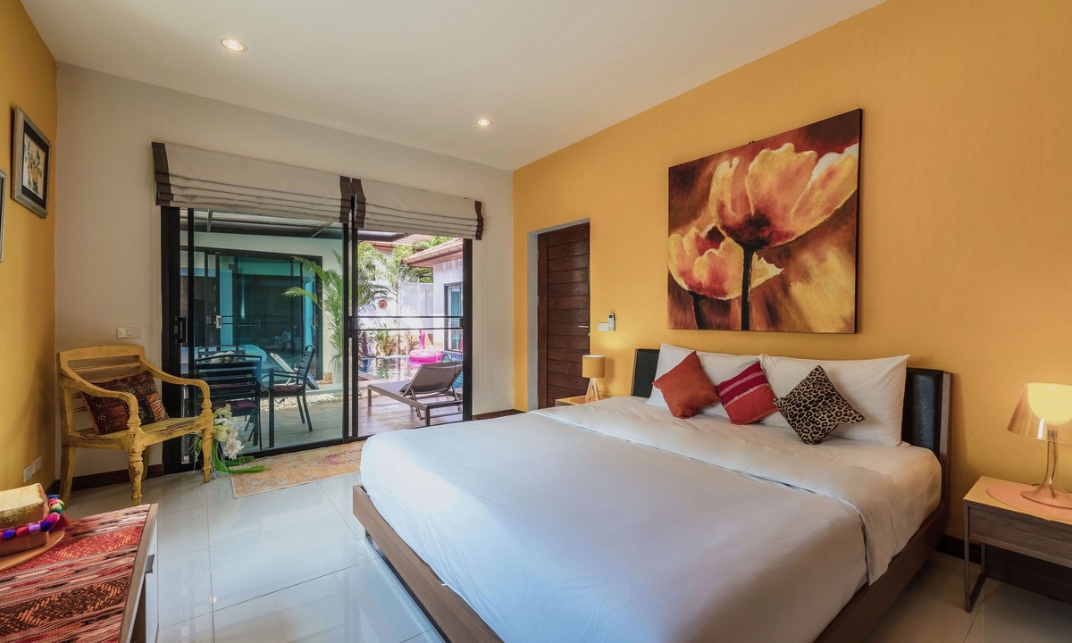 Rawai Villa | Iconic Art Decor 3BR Pool Villa Salika