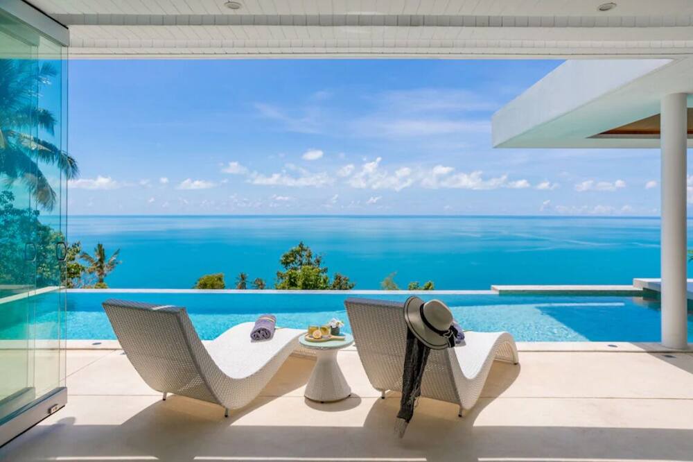 Talat Yai Villa | Luxurious 2-Bedroom Villa with Private Pool and Lush Garden in Karon, Phuket