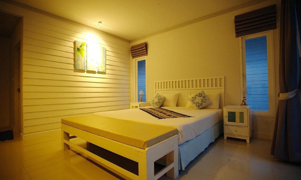 Ko Phi Phi Hotel | P.P. Blue Sky Resort