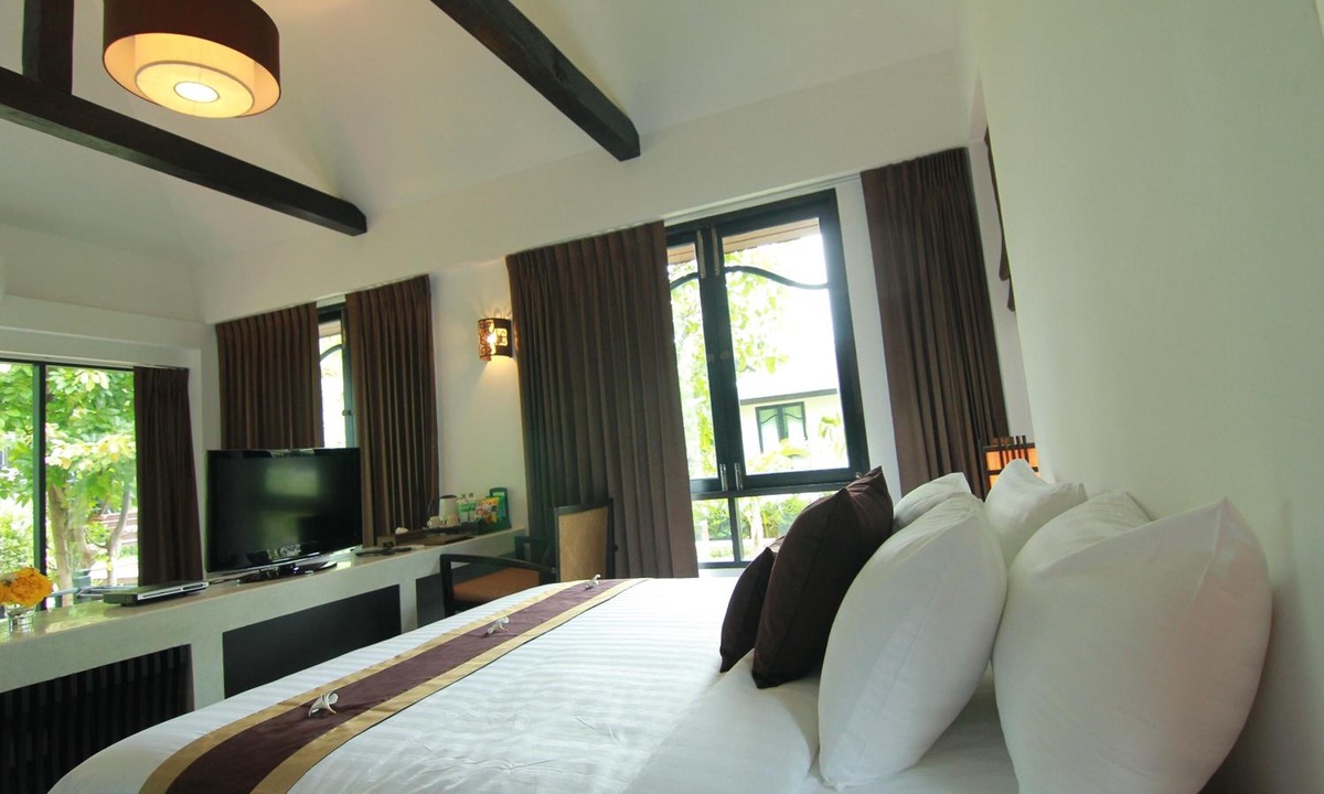 Ranong Hotel | Numsai Khaosuay Resort