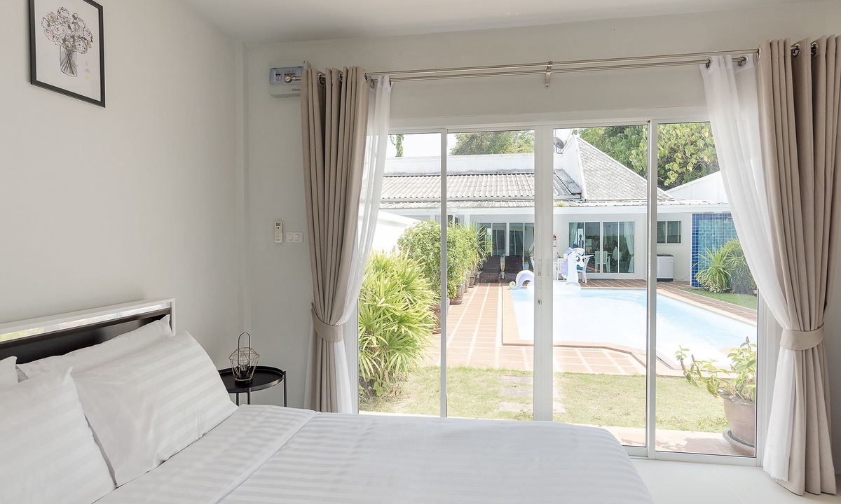 Pa Klok Villa | BaanPromphun Pool Villa by BV