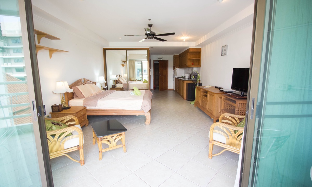 Jomtien Apartment | View Talay 5C studio condo 115