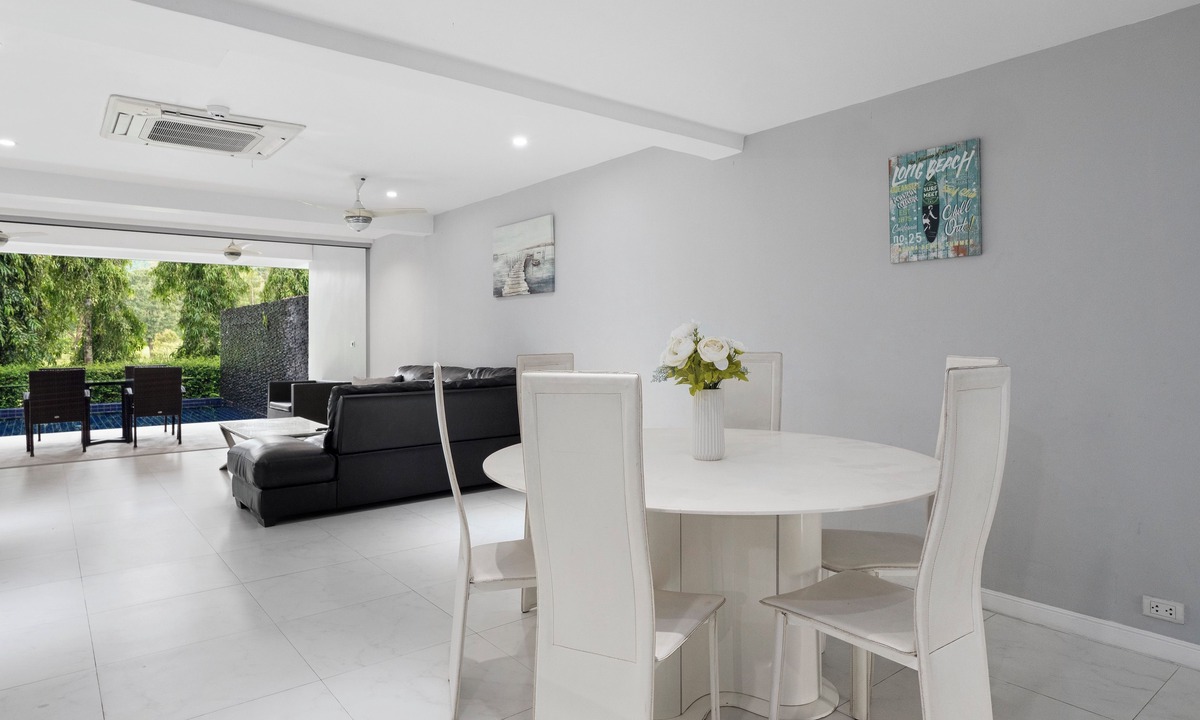 Kathu House | 5 BDRM & BATHROOM Pool Villa. Golf Views, 7kms to Patong. Peaceful & private