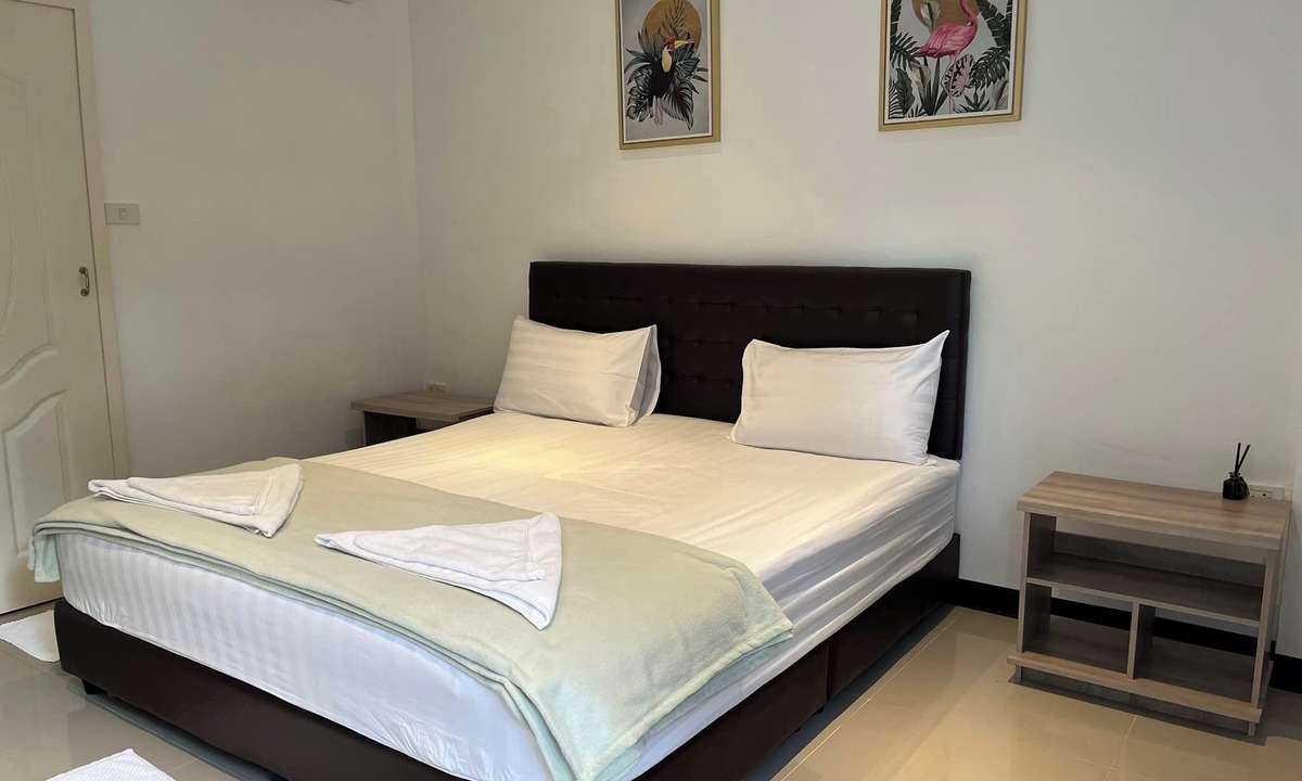 Phra Pradaeng Villa | Arttra Villa