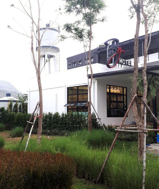 Ban Tai Hotel | BY Hotel Kanchanaburi